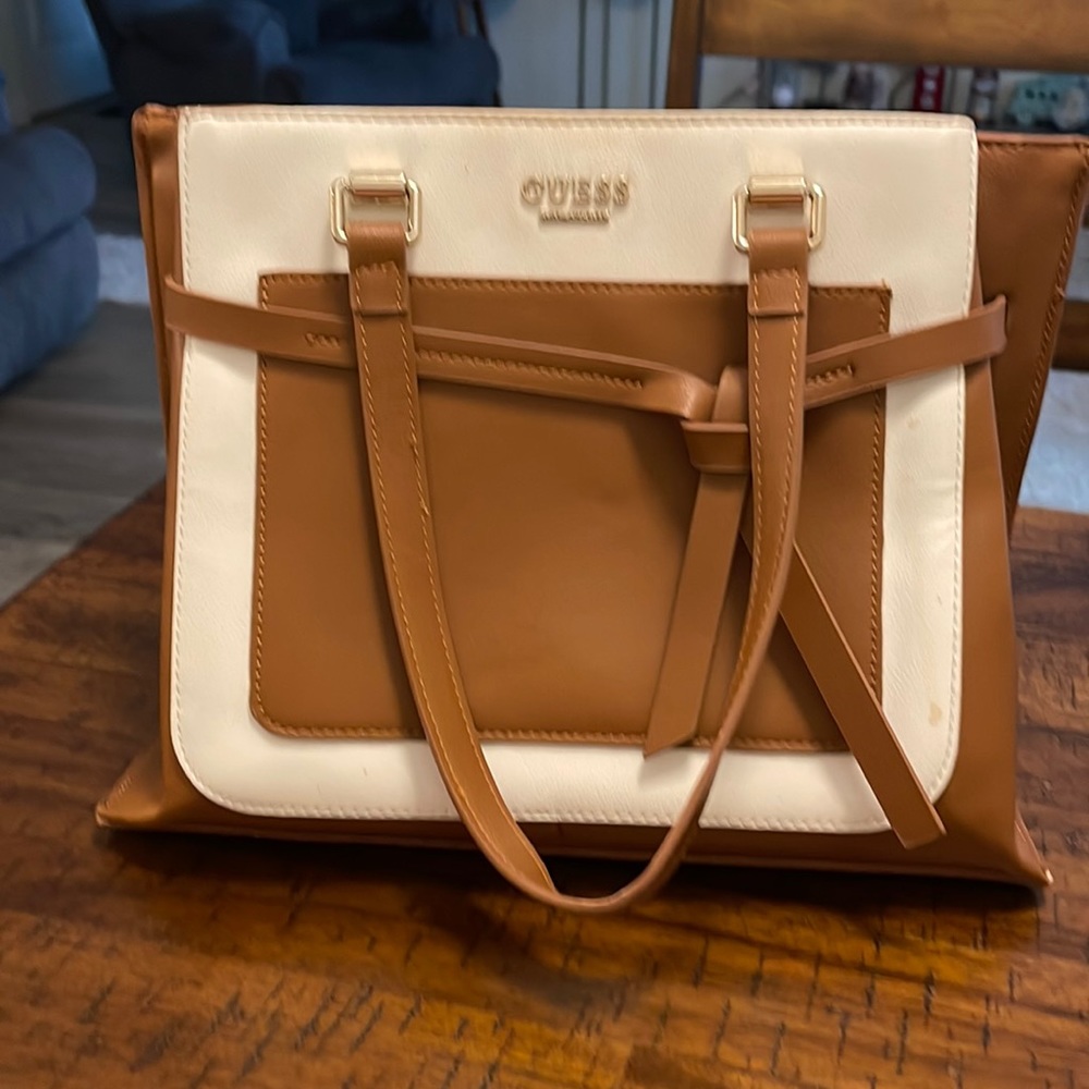 Guess purse